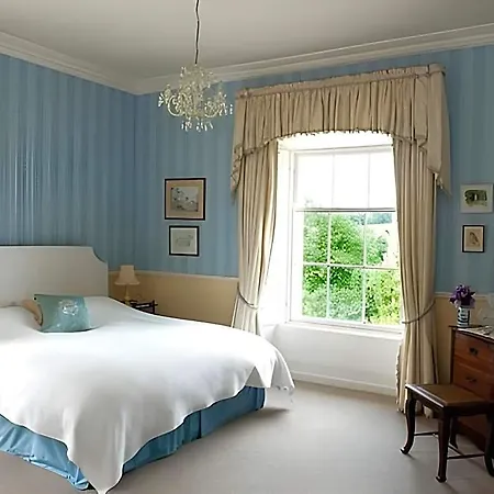 Lough Bawn House Hotel 4*