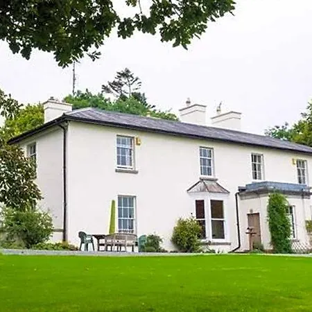 Lough Bawn House 4*